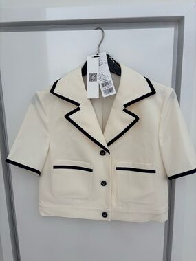 Only Cream Short-Sleeve Blazer with Black Piping